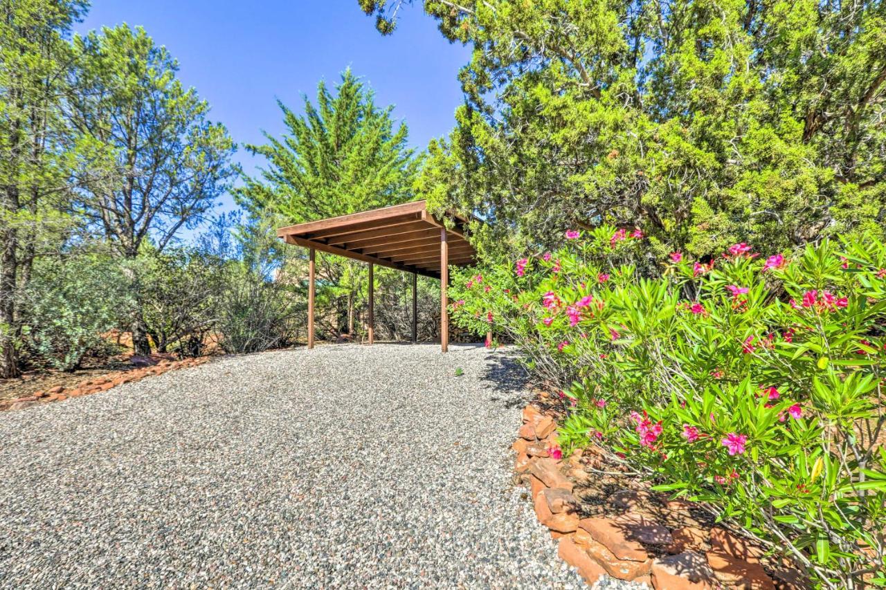 Bright Sedona Home With Deck And Mountain Views! Bagian luar foto